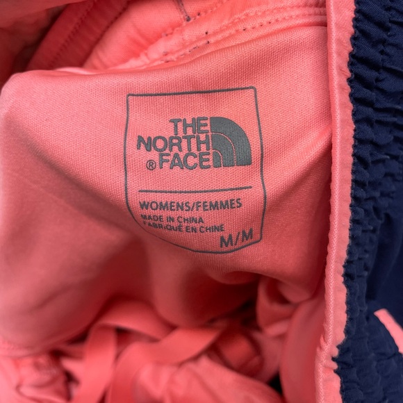 | The North Face | shorts. Size M. - Picture 3 of 6